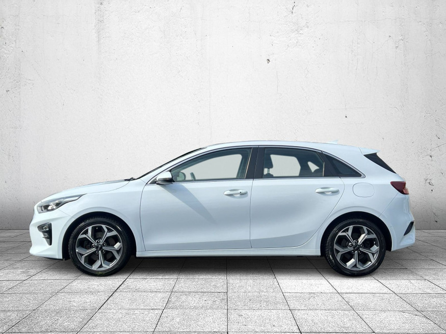 KIA Ceed Spirit, Navi,Klimaaut.,PDC,AHK