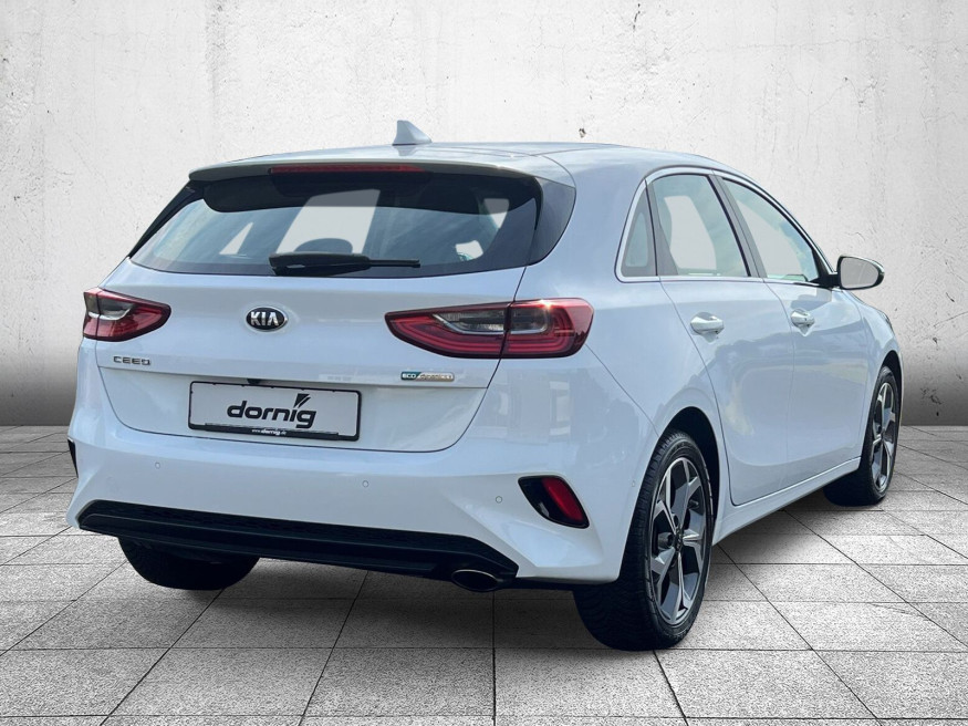 KIA Ceed Spirit, Navi,Klimaaut.,PDC,AHK