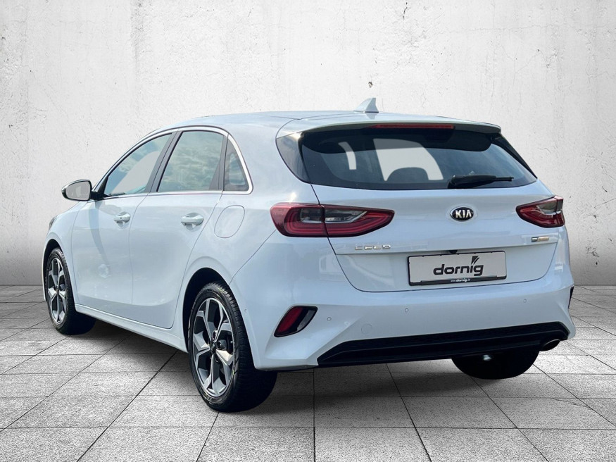 KIA Ceed Spirit, Navi,Klimaaut.,PDC,AHK