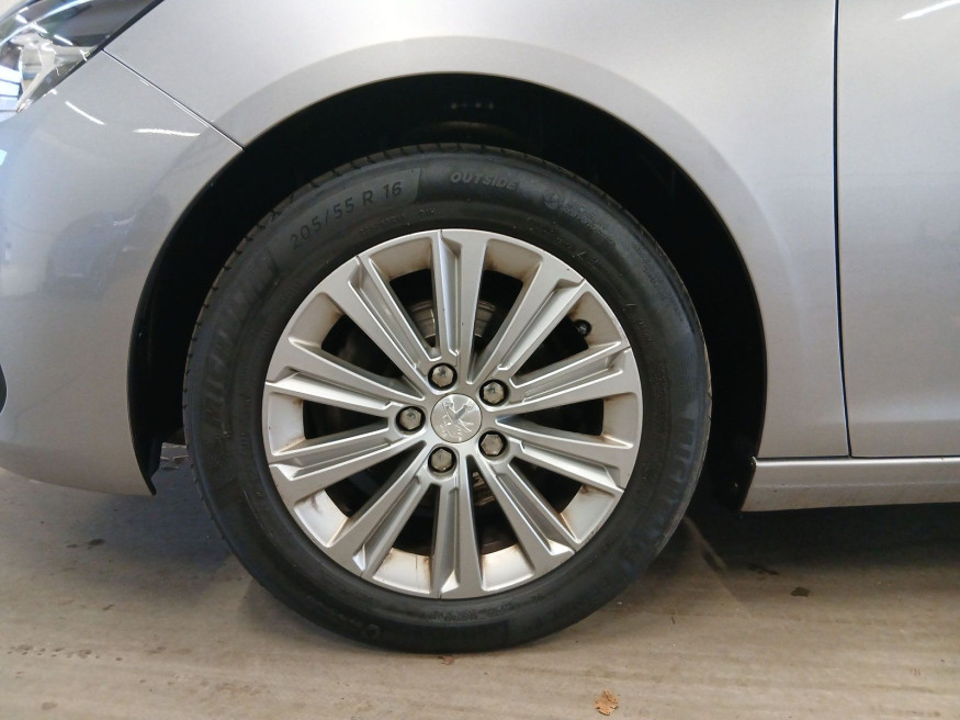 PEUGEOT 308 Allure, Pure Tech, SHZ