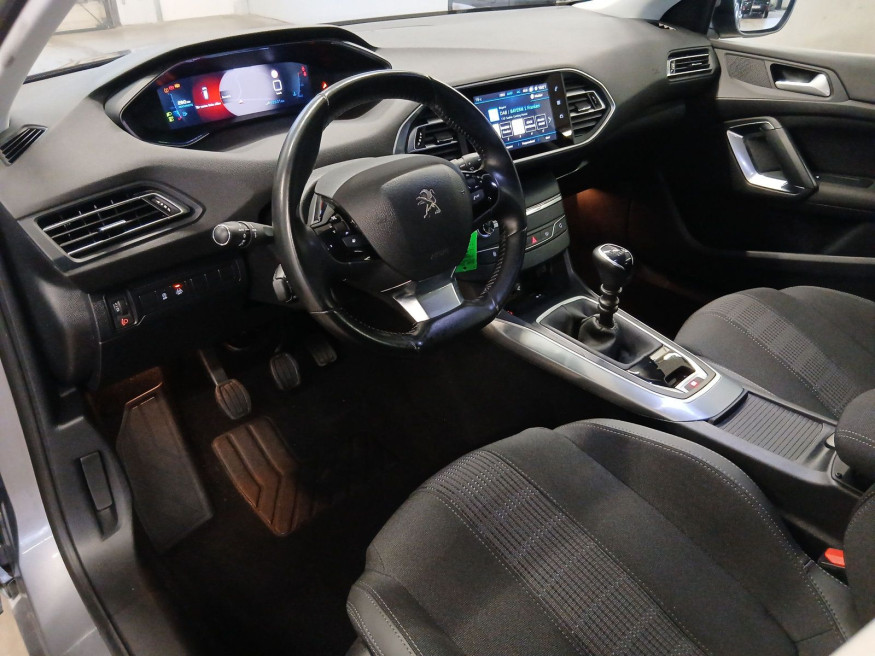 PEUGEOT 308 Allure, Pure Tech, SHZ