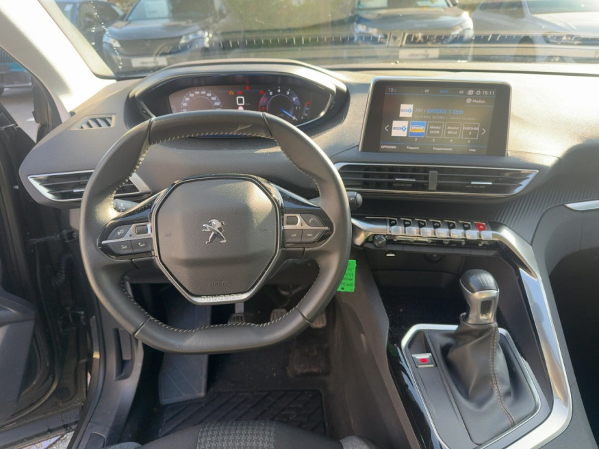PEUGEOT 3008 Active PureTech 130