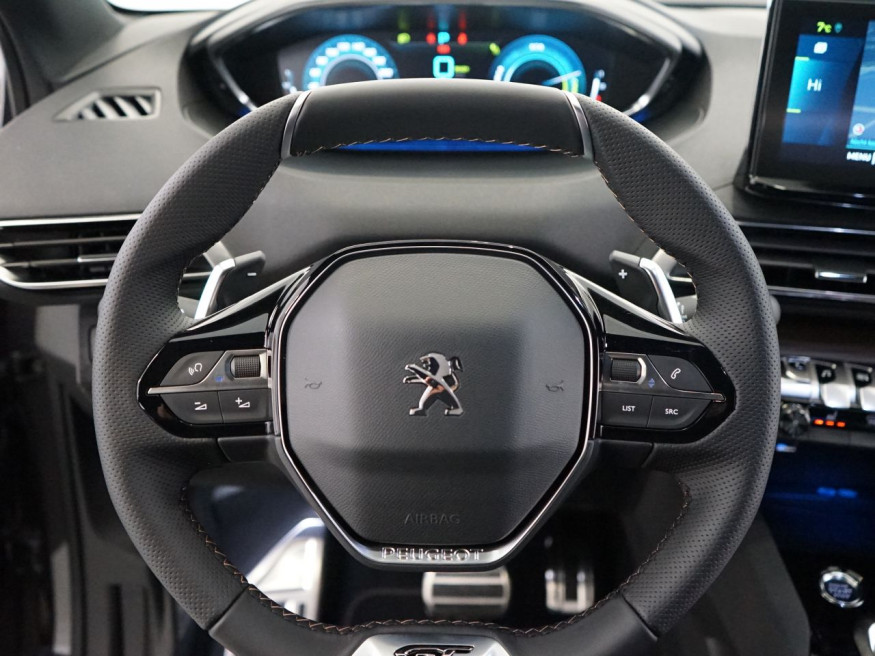 PEUGEOT 3008 GT Pack PHEV 300 e-EAT8