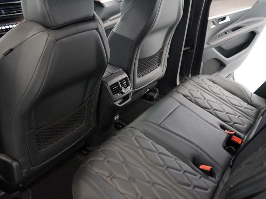 PEUGEOT 3008 GT Pack PHEV 300 e-EAT8