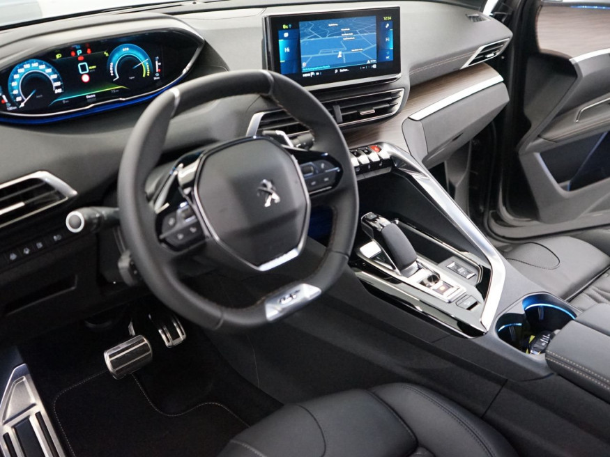 PEUGEOT 3008 GT Pack PHEV 300 e-EAT8