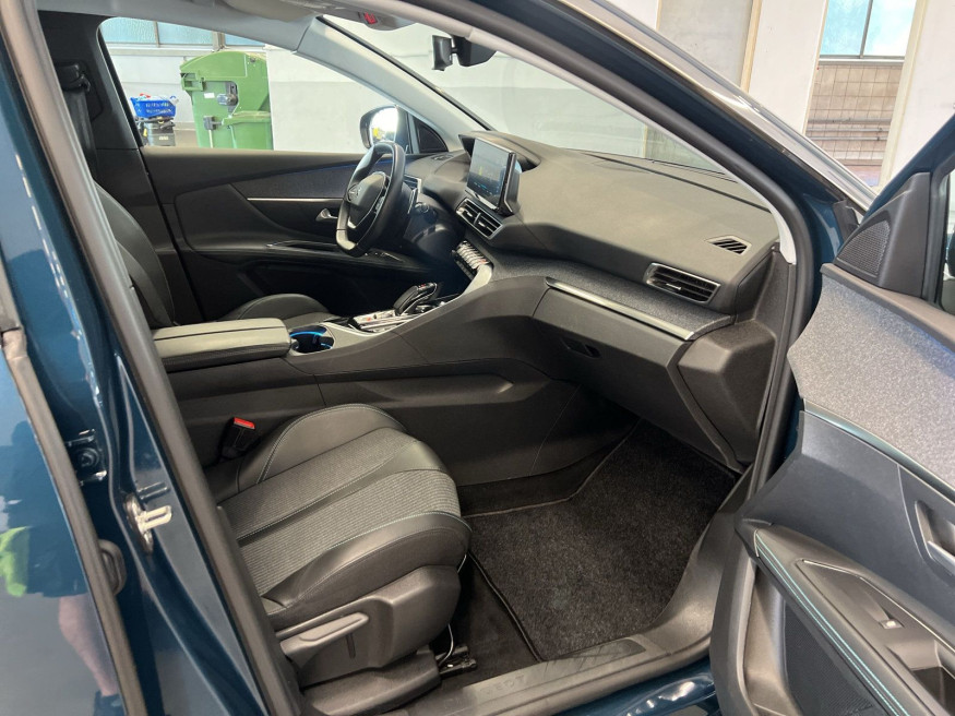 PEUGEOT 3008 Allure Pack PHEV 225 EAT8