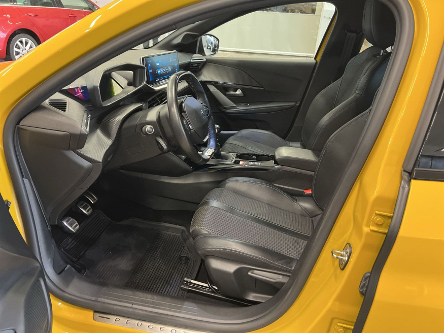 PEUGEOT 208 GT-Line BlueHDi 100,Navi