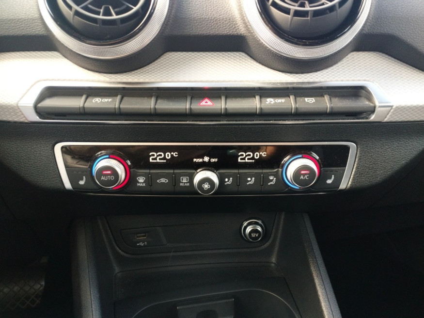 AUDI Q2 35 TFSI advanced, Navi, SHZ