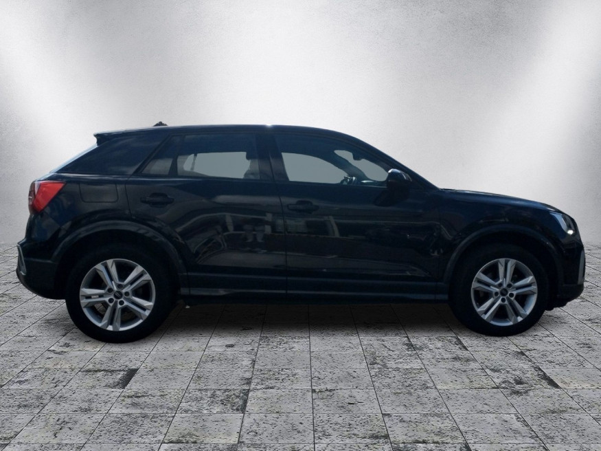 AUDI Q2 35 TFSI advanced, Navi, SHZ