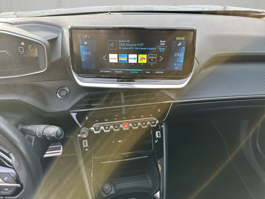 PEUGEOT 2008 GT Elektro 136