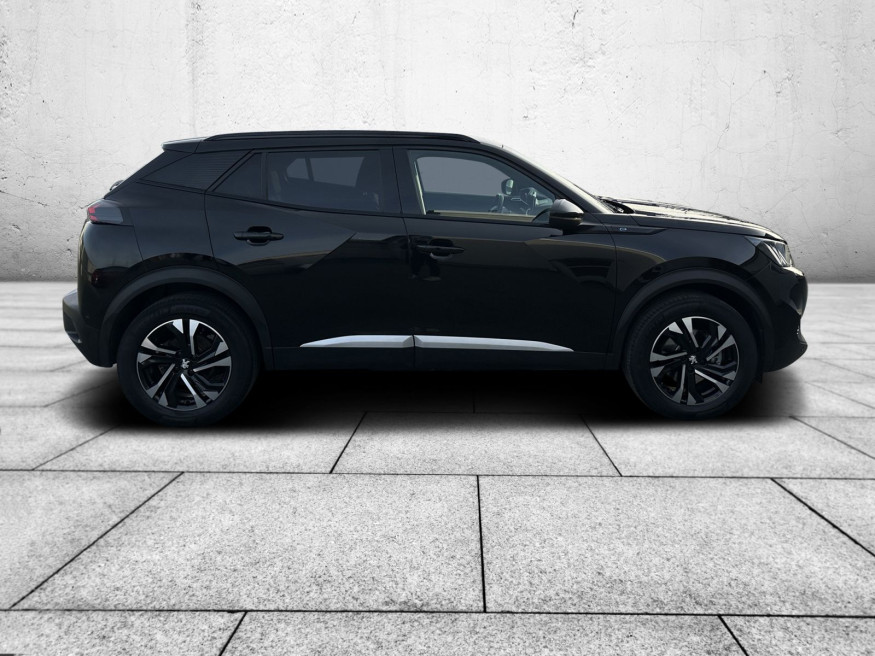 PEUGEOT 2008 GT Elektro 136