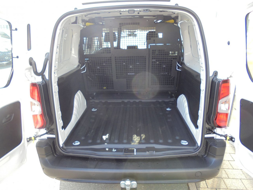 OPEL Combo DOKA ,l AHK,Navi,Klima,SHZ