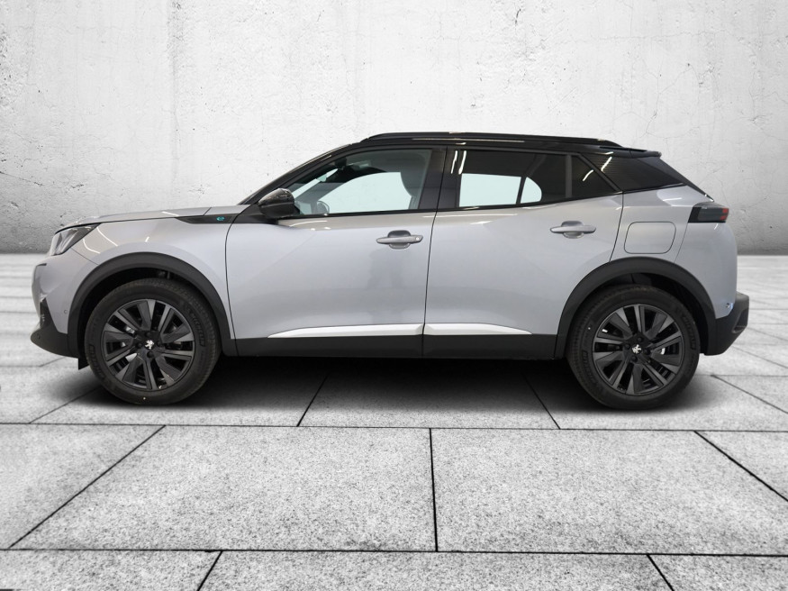 PEUGEOT 2008 GT Pack Elektro 136 Glasdach