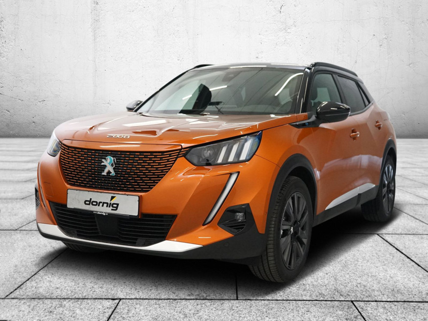 PEUGEOT 2008 GT Pack Elektro 136 Glasdach