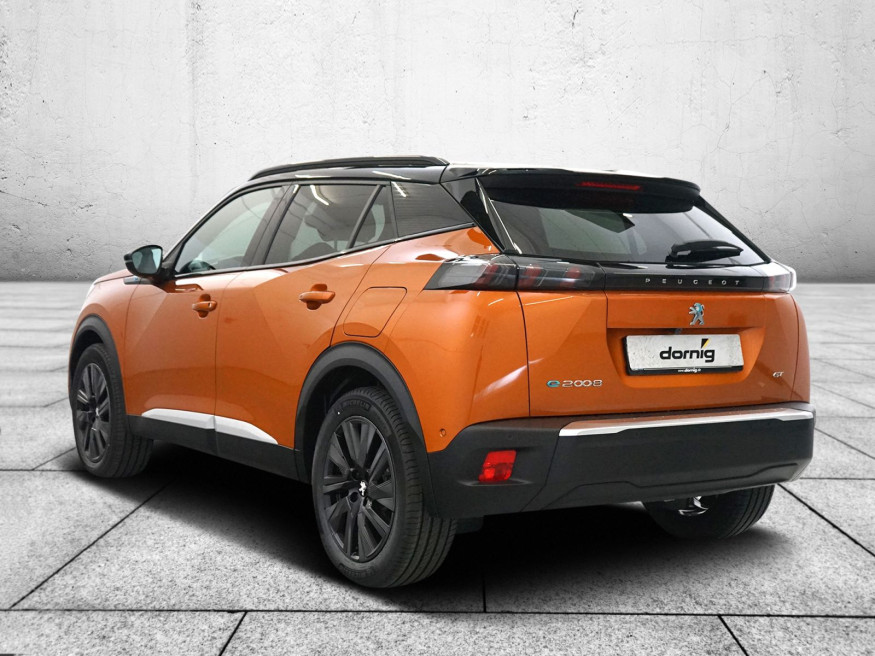 PEUGEOT 2008 GT Pack Elektro 136 Glasdach