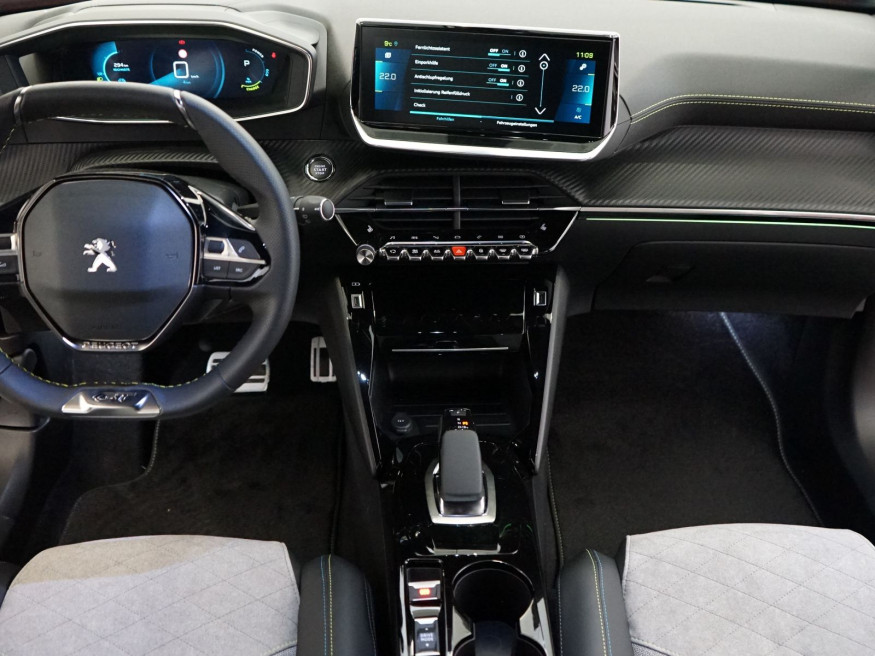 PEUGEOT 2008 GT Pack, SHZ, Kamera, LED