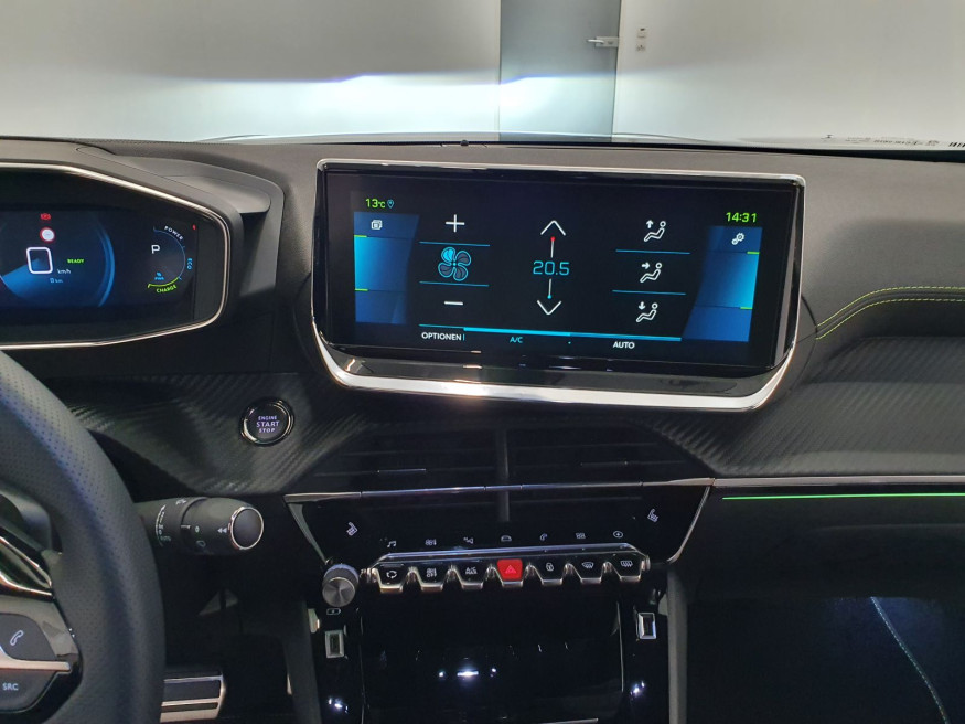 PEUGEOT 2008 GT Pack Elektro 136