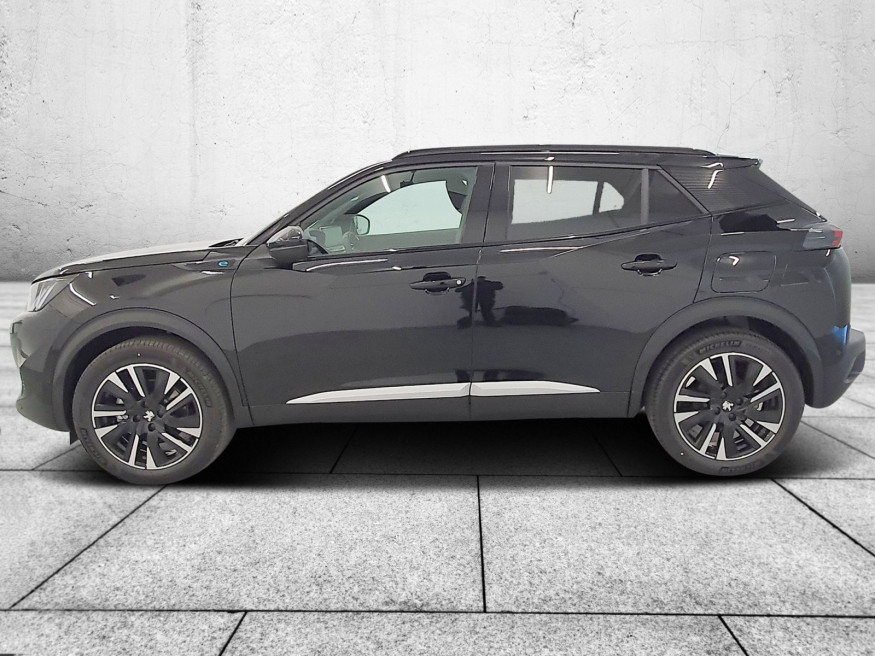 PEUGEOT 2008 GT Pack Elektro 136