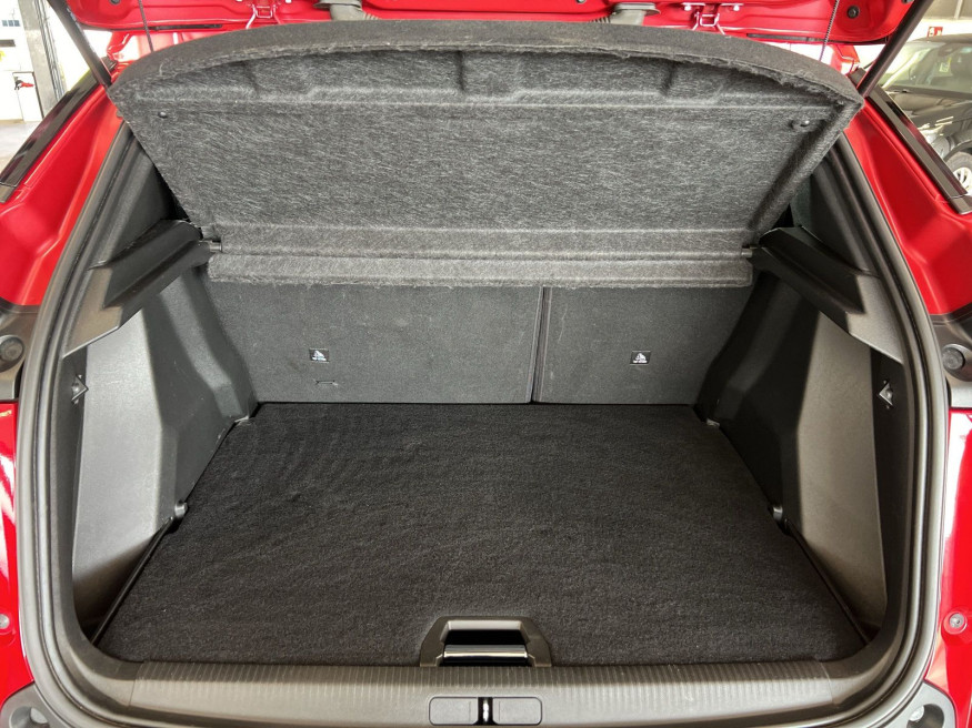 PEUGEOT 2008 Allure Pack Pure Tech 130