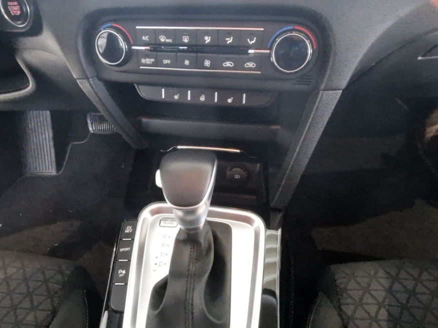 KIA Ceed SW Spirit PHEV, Kamera, SHZ