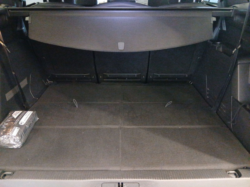 PEUGEOT 5008 Allure Pack PT 130 EAT8