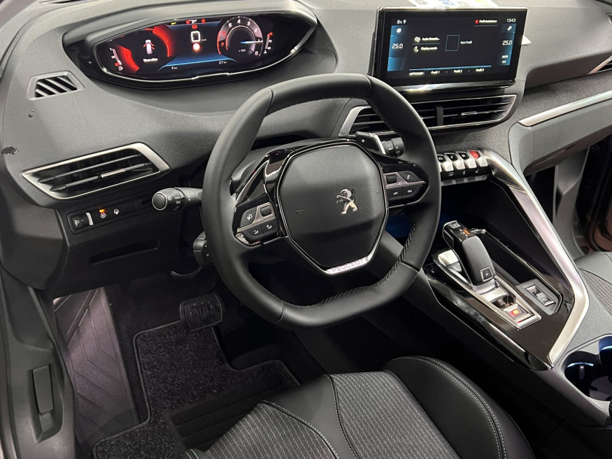 PEUGEOT 5008 Allure Pack PT 130 EAT8