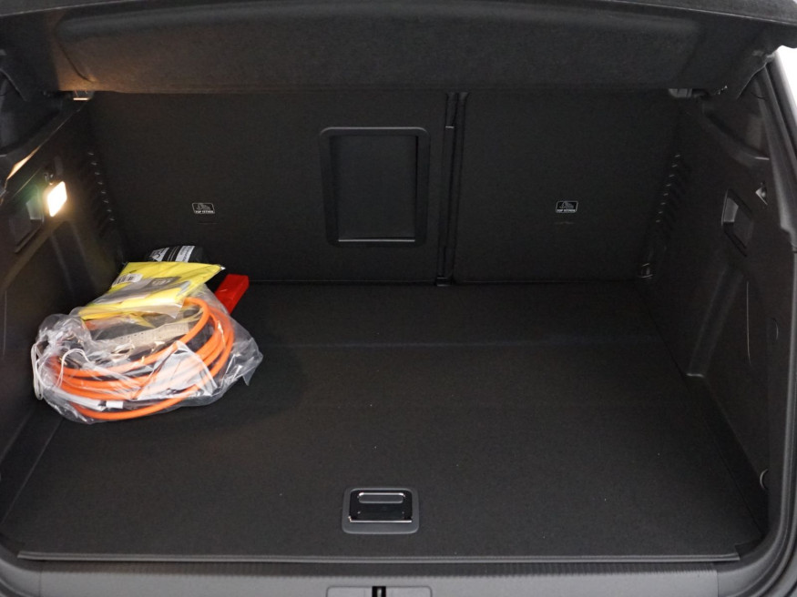 PEUGEOT 3008 Allure Pack Hybrid 225 e-EAT8