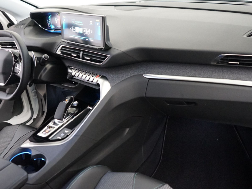 PEUGEOT 3008 Allure Pack Hybrid 225 e-EAT8