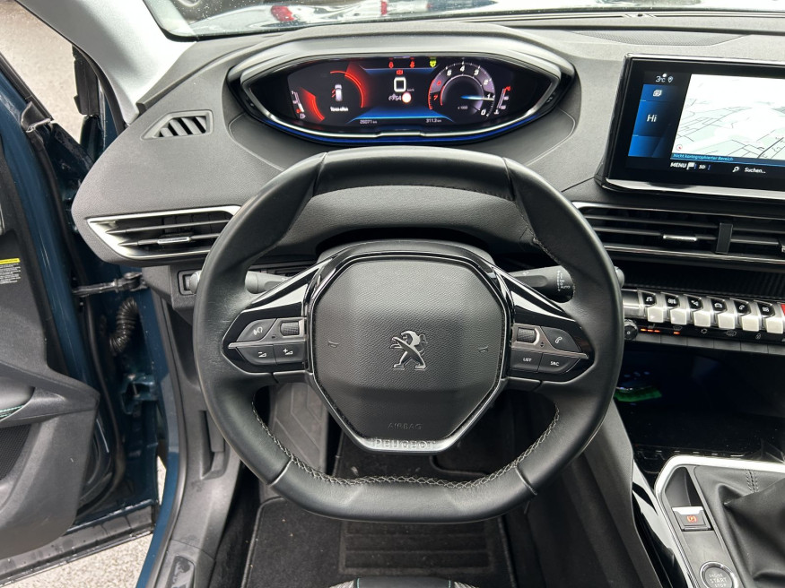 PEUGEOT 3008 Allure PureTech 130,Navi,SHZ