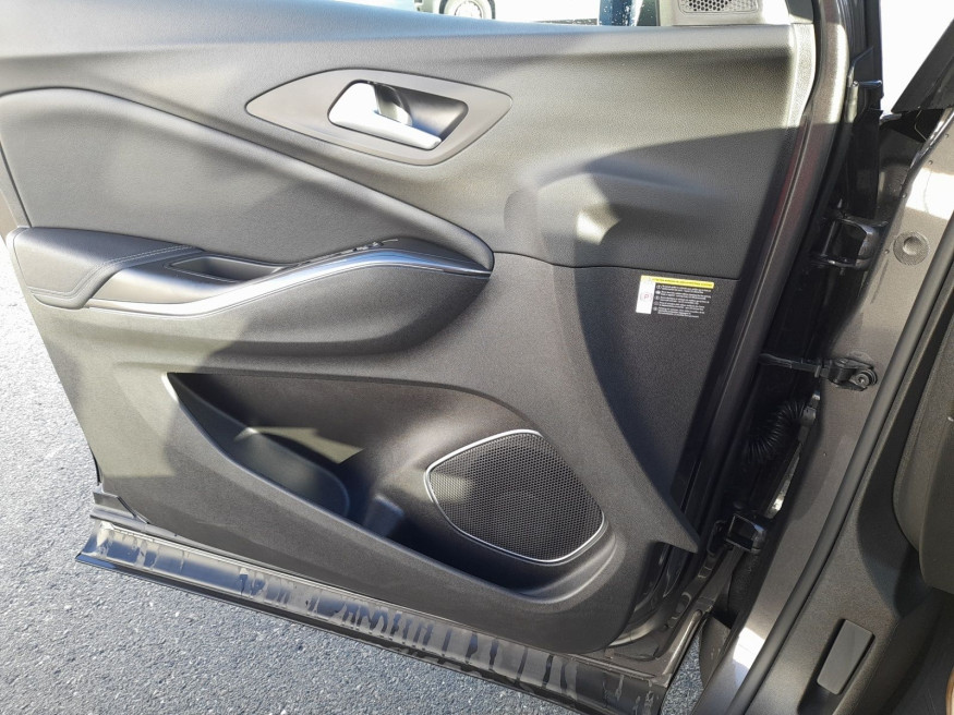 OPEL Grandland X Elegance 1.2, SHZ,Kamera,Alu