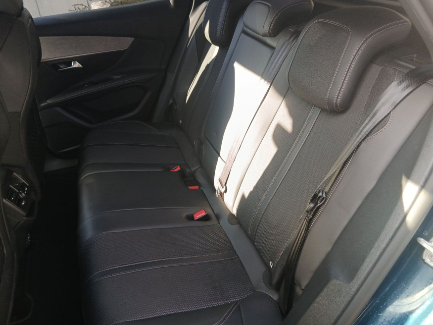PEUGEOT 3008 GT, Pure Tech, SHZ, LED