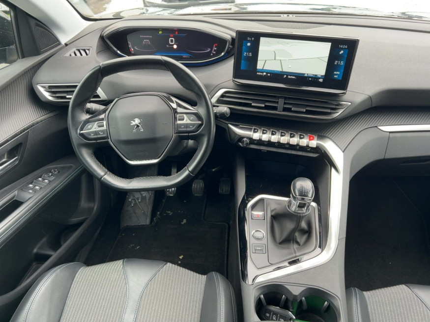 PEUGEOT 5008 Allure BlueHDi, LED, Klima