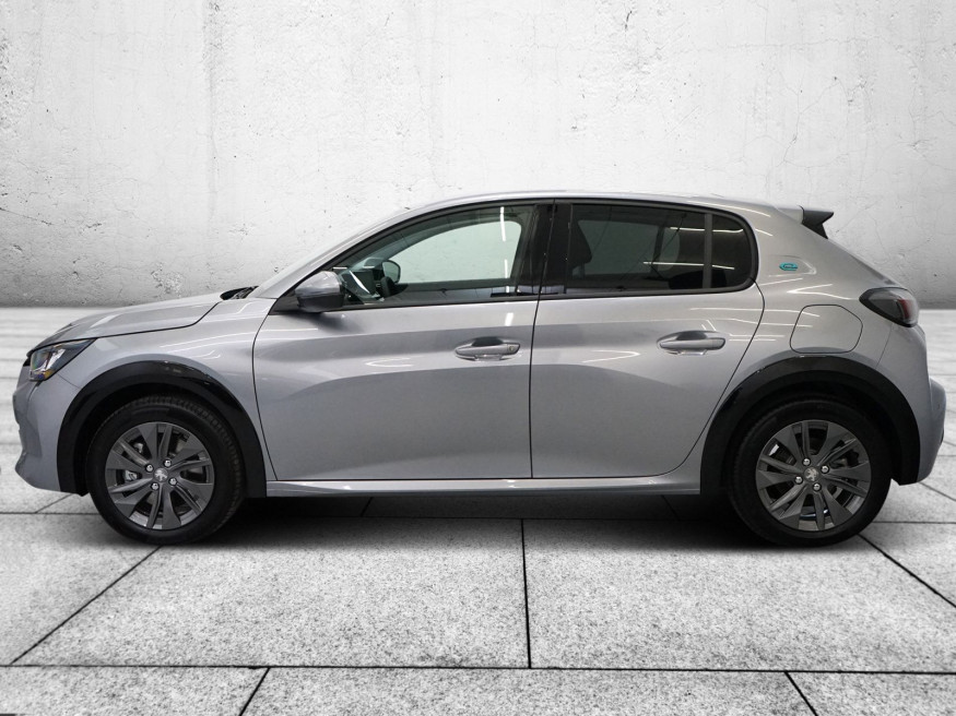 PEUGEOT 208 Allure Pack136,Kamera,SHZ