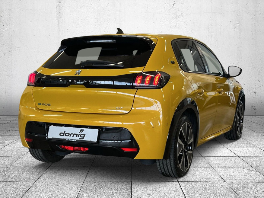 PEUGEOT 208 GT Elektro 136, Navi, SHZ