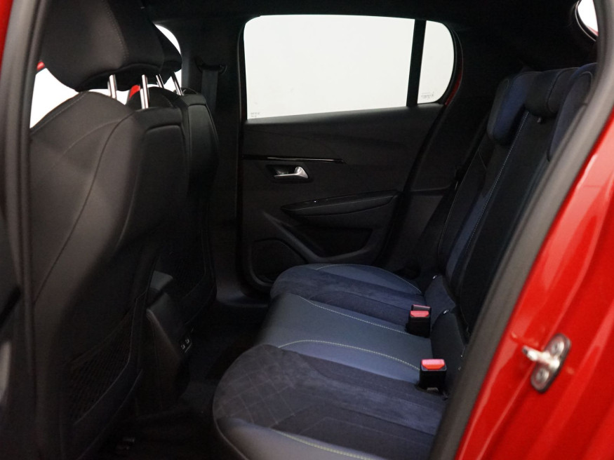PEUGEOT 208 GT Pack Elektro 136 DAB+
