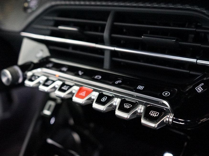 PEUGEOT 208 GT Elektro 136 Keyless,Navi