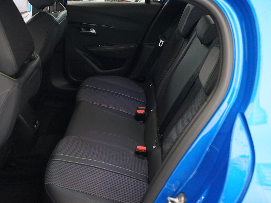 PEUGEOT 208 GT Elektro 136, Komfort-Paket