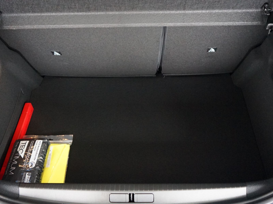 PEUGEOT 208 GT Elektro 136, Komfort-Paket