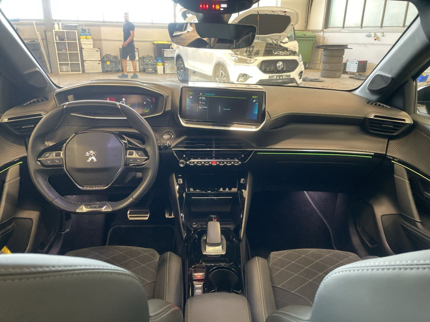PEUGEOT 208 GT Pack Elektro 136 Glasdach