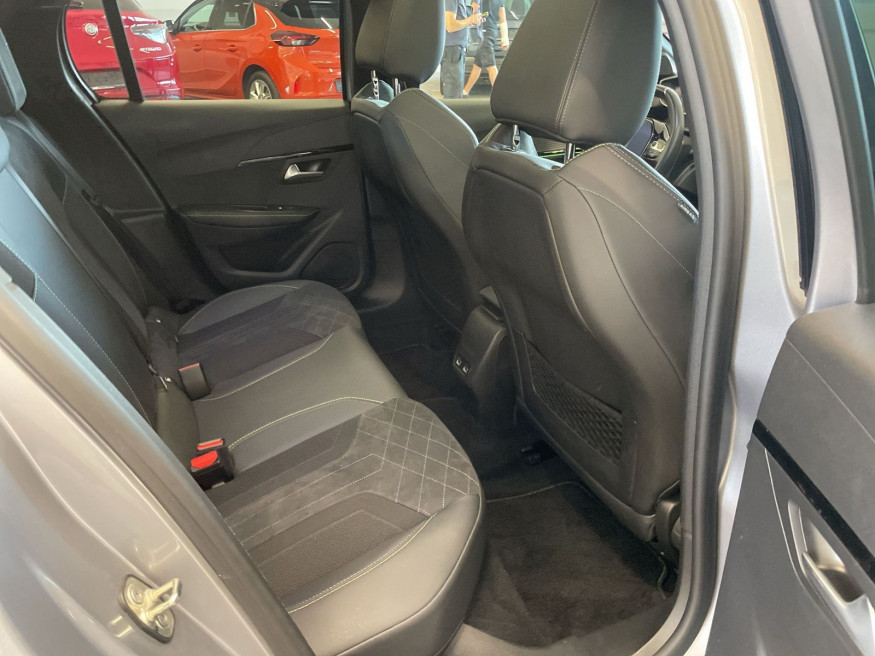 PEUGEOT 208 GT Pack Elektro 136 Glasdach