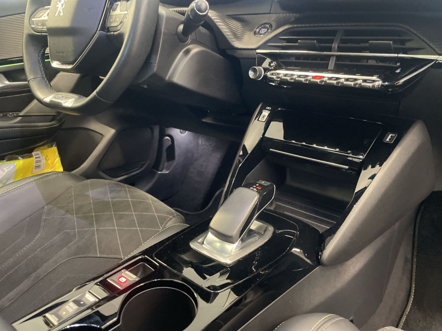 PEUGEOT 208 GT Pack Elektro 136 Glasdach