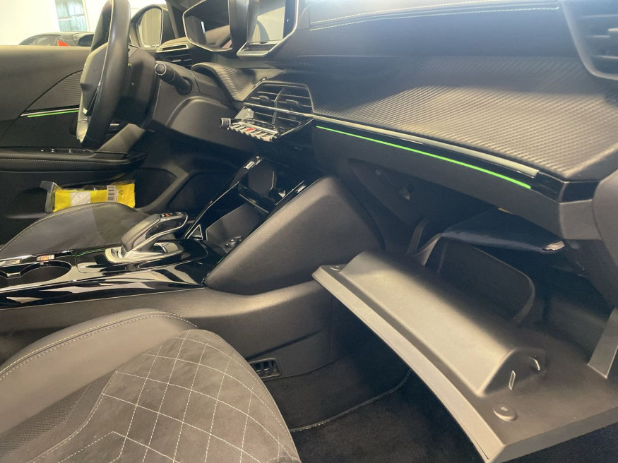 PEUGEOT 208 GT Pack Elektro 136 Glasdach
