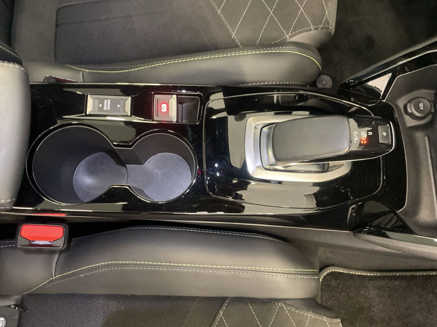 PEUGEOT 208 GT Pack Elektro 136 Glasdach