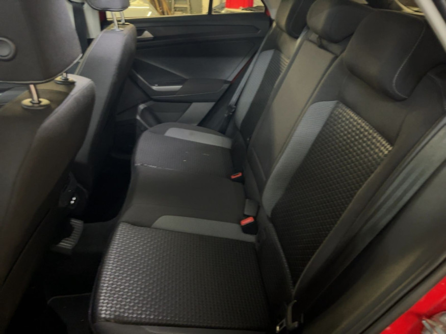 VW T-Roc Active DSG, Navi,SHZ,PDC