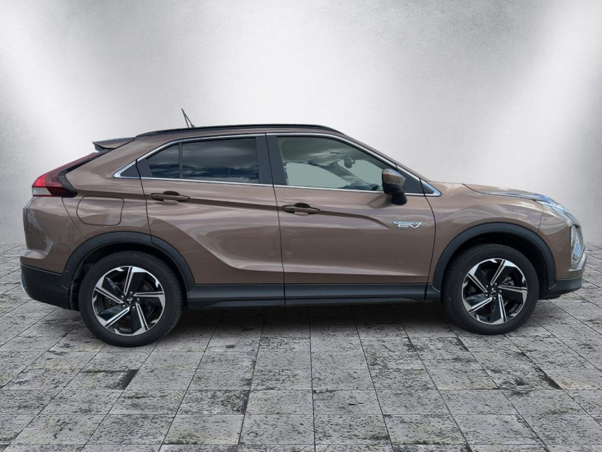 MITSUBISHI Eclipse Cross PHEV Plus