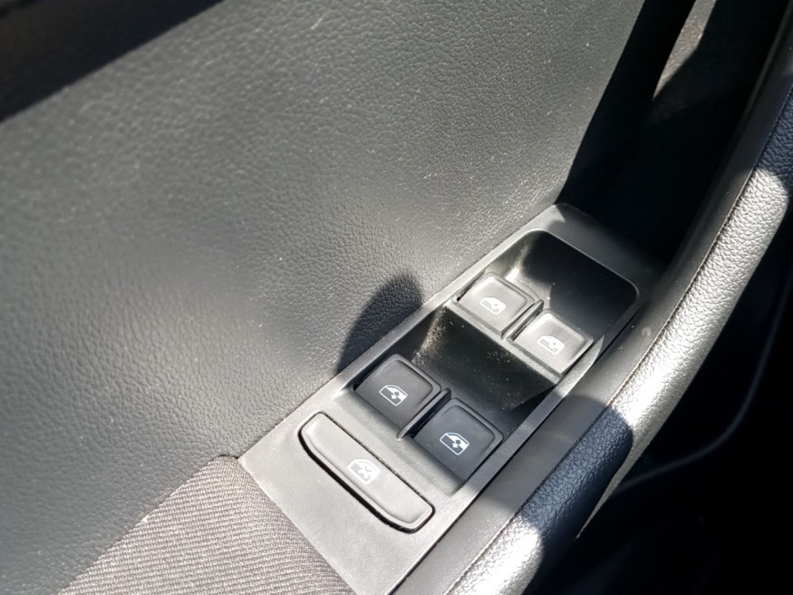 SKODA Fabia Style, AHK, Kamera hi,Klimaaut