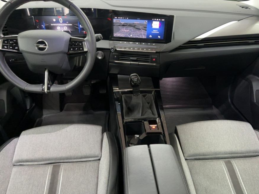 OPEL Astra Elegance, Navi, Kamera