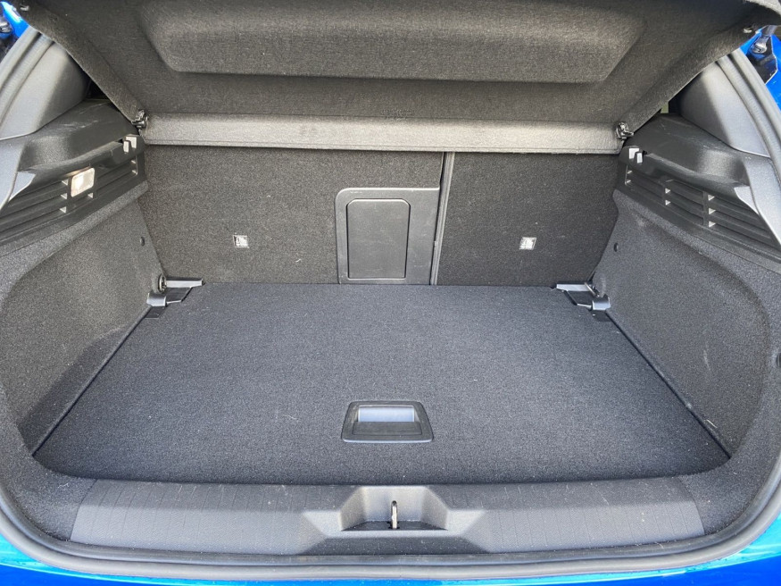 OPEL Astra Elegance Navi Intelli-Drive