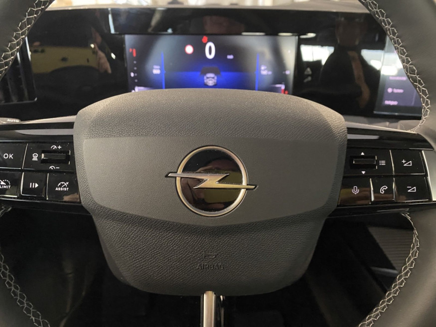 OPEL Astra Elegance Navi Intelli-Drive