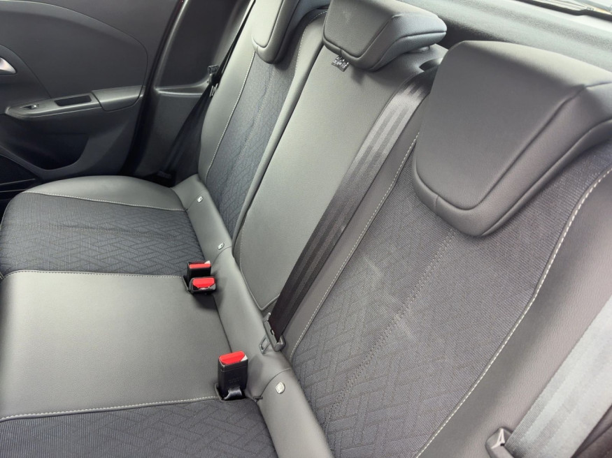 OPEL Corsa Elegance 1.2